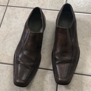 Men’s dress shoes size 12